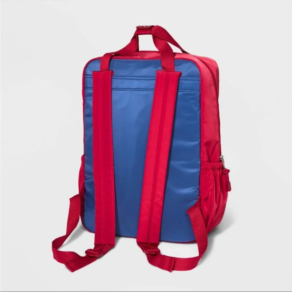 Backpack - Picture 4 of 7